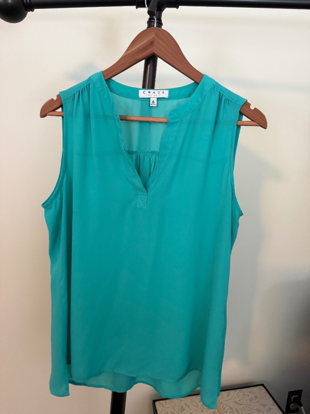 Chaus New York Sleeveless Teal Split V-Neck Blouse Tank Top Size M